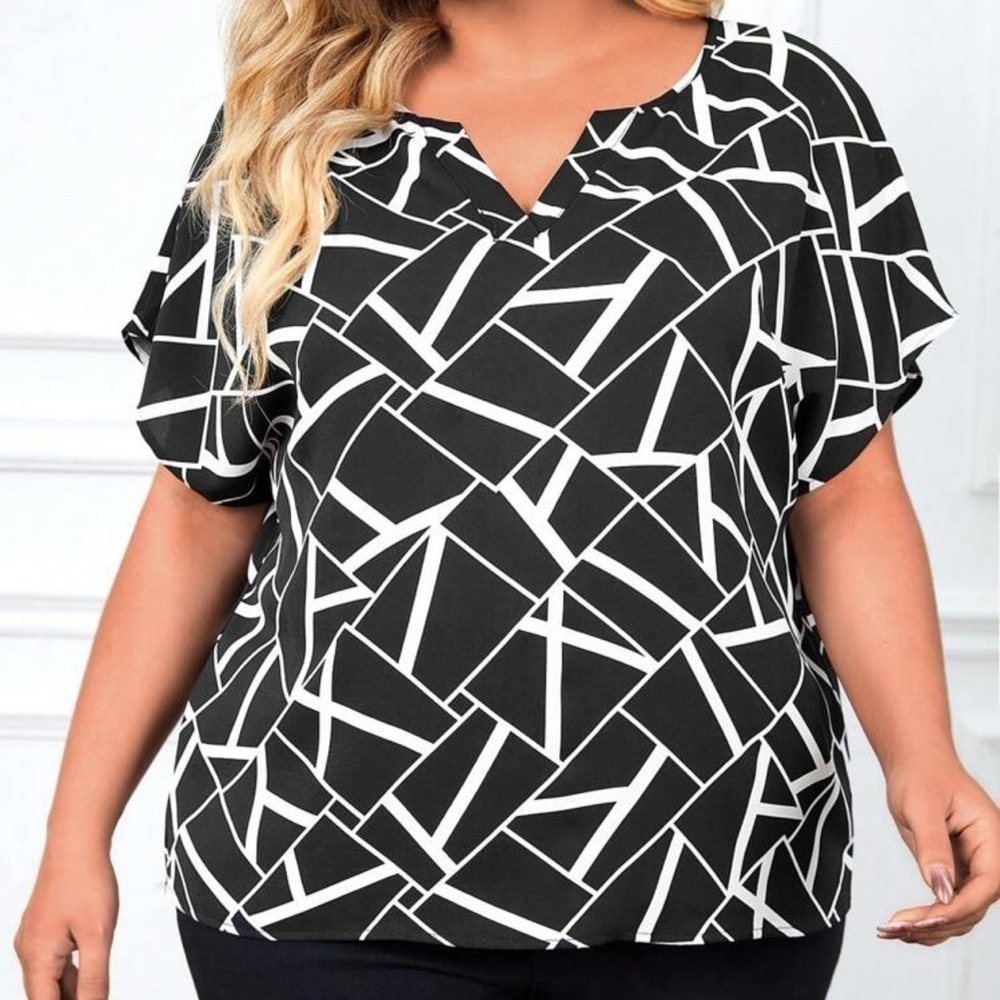 GEOMETRIC PRINT NOTCHED NECKLINE BLOUSE